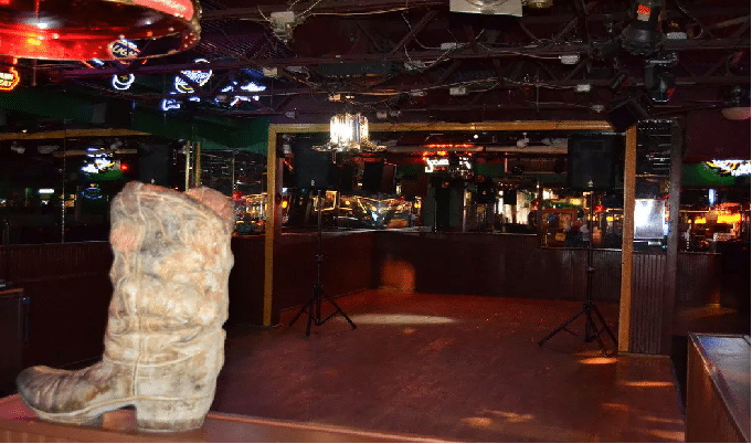 Scandals Saloon fort lauderdale