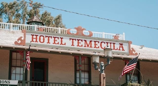 Top 20 Dog Friendly Hotels in Temecula CA to Stay at
