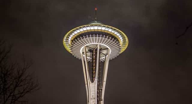 hotels in seattle with hot tub in room