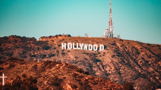 places to eat on hollywood blvd